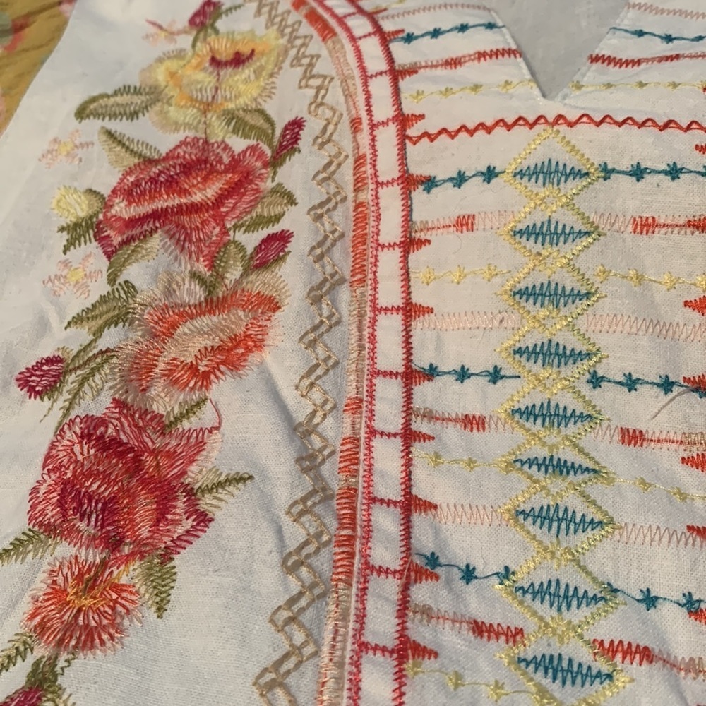 𝅺COLDWATER Creek Boho Linen Blouse with Bell Sleeves and Embroidery Women’s M - Picture 4 of 11